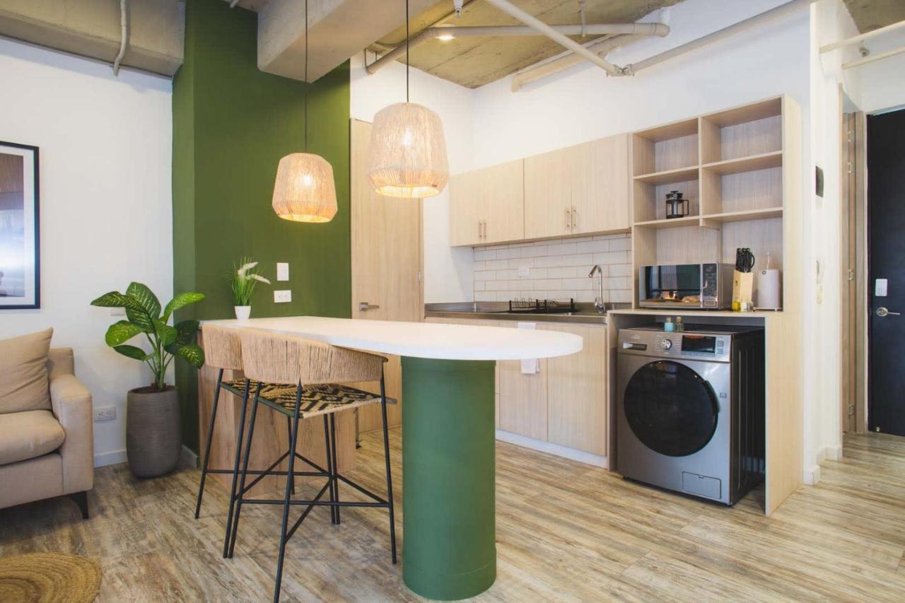 Appartamento Beautiful Loft In Laureles Medellín Esterno foto