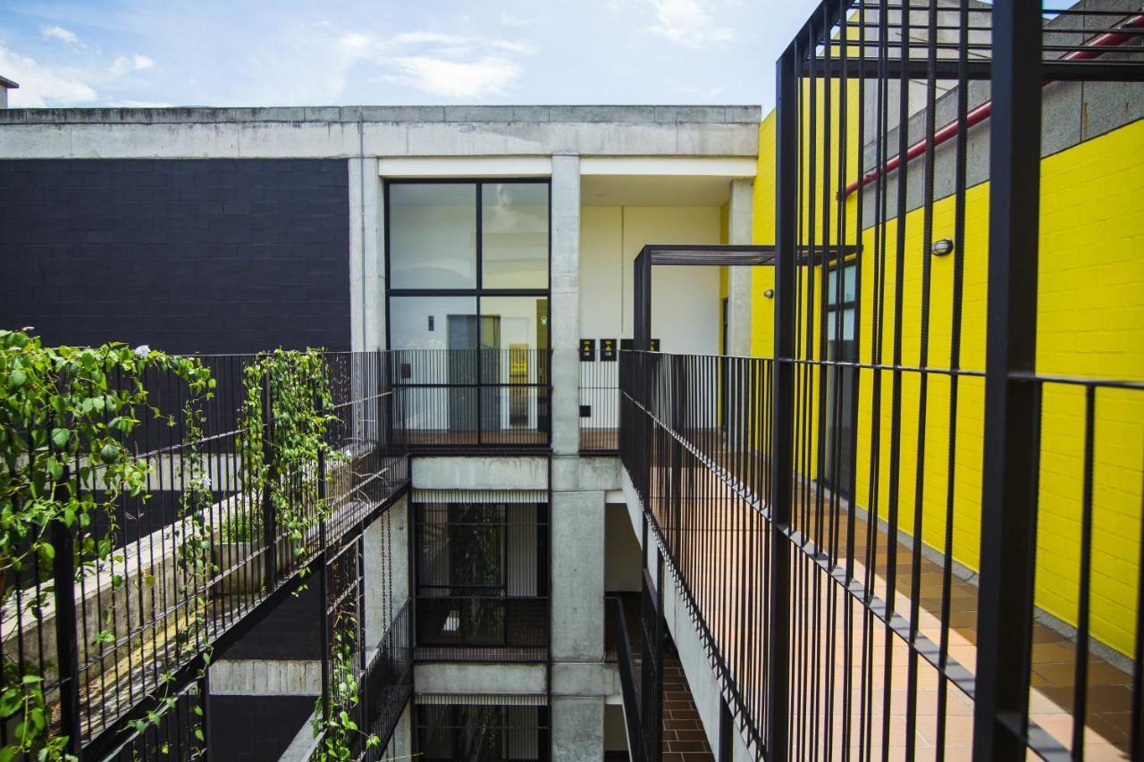 Appartamento Beautiful Loft In Laureles Medellín Esterno foto